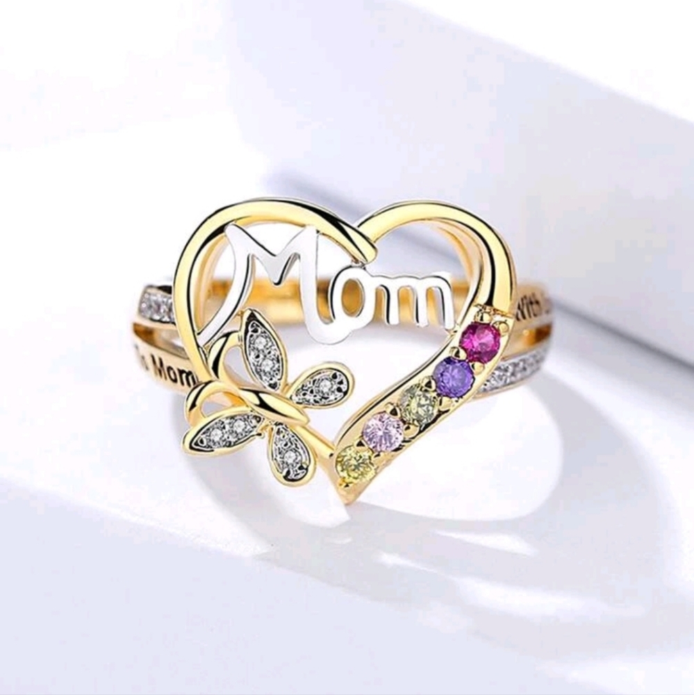 "Mom" Fashion Ring Gold size 8